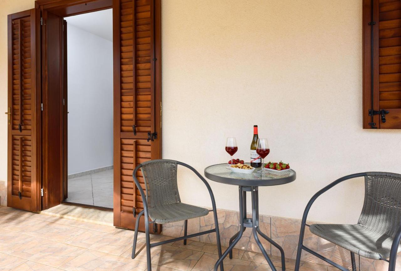 Bedda Luna Villa San Vito Lo Capo Exterior photo